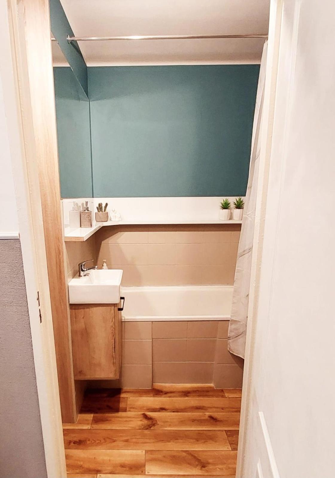 Apartament Pod Swierkiem Apartment Torun Ngoại thất bức ảnh